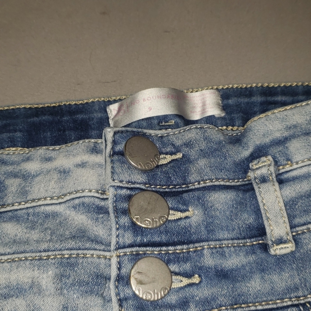 Jean's - Picture 2 of 3